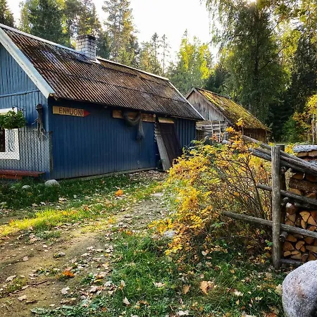 Ennu's Hut Campingplads