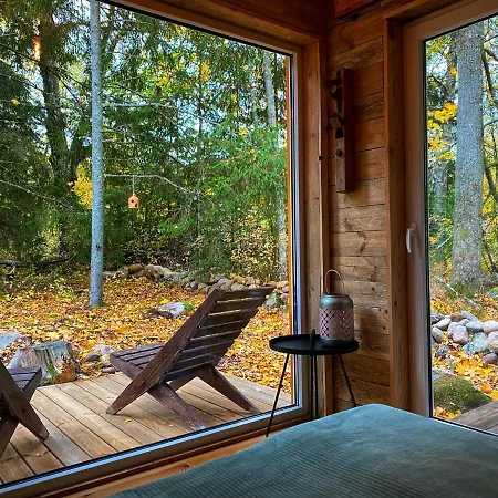 Κάμπινγκ Ennu's Hut Loksa