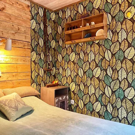 Ennu's Hut Kamp alanı *