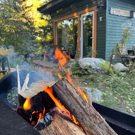 Κάμπινγκ Ennu's Hut *