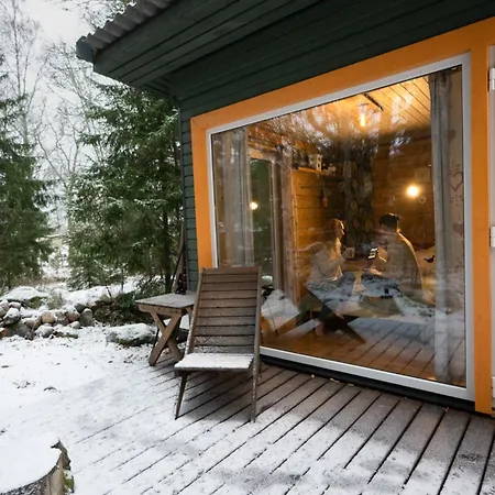 Ennu's Hut Campingplads Loksa