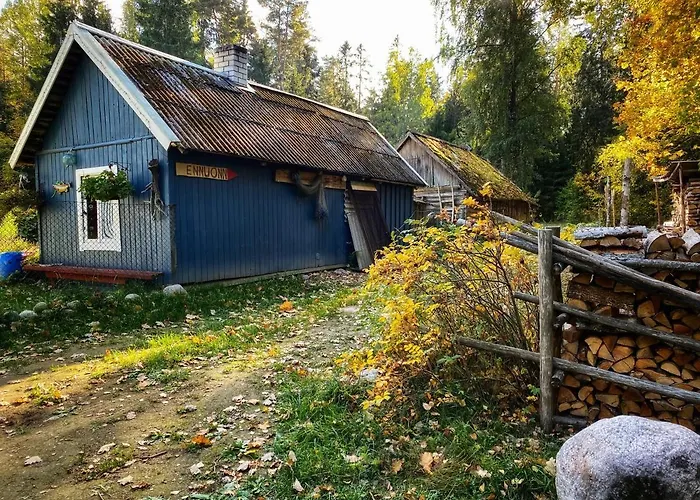 Ennu's Hut Campeggio